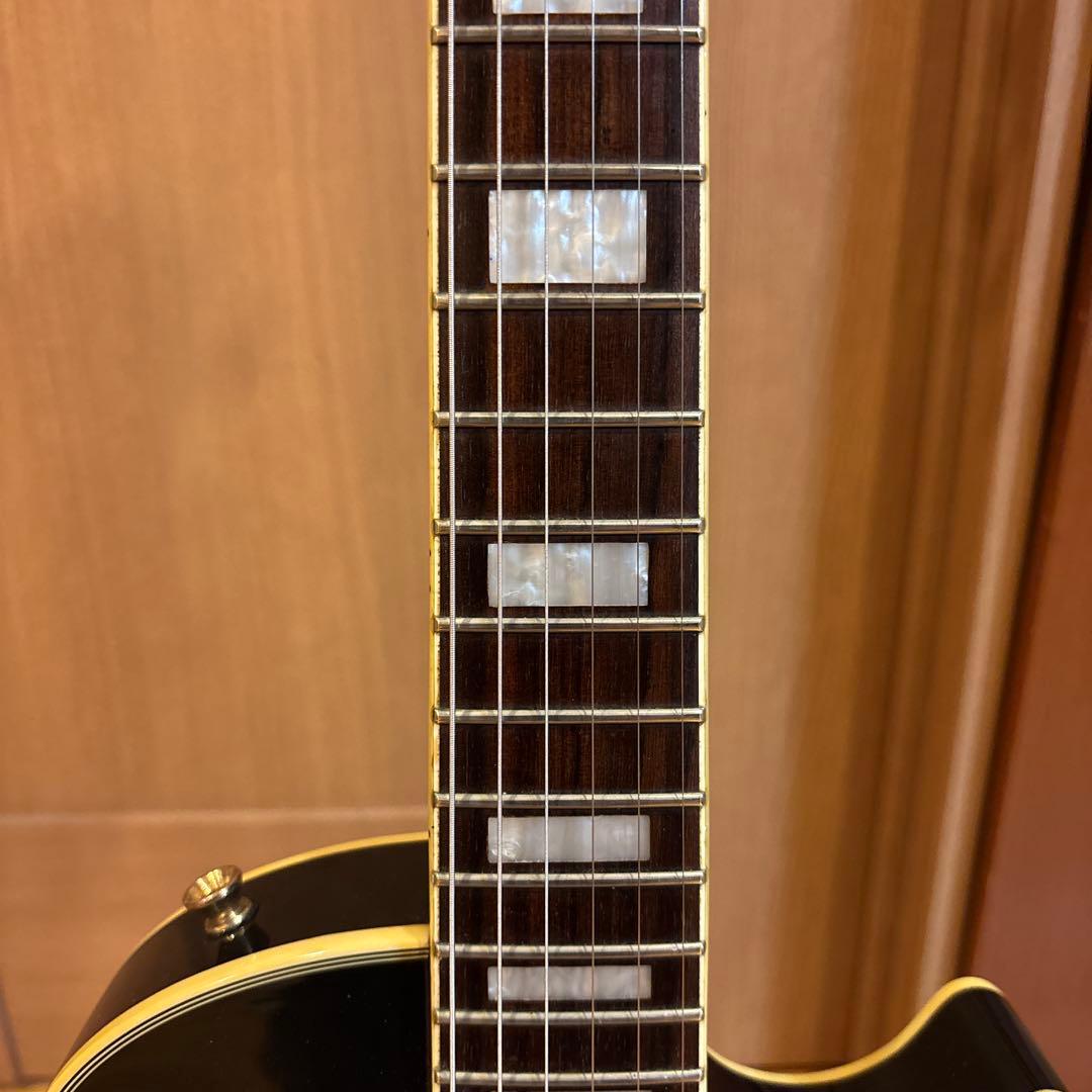 希少“ぼっちざろっく” BLITZ Les Paul タイプのゴールドパーツ仕様