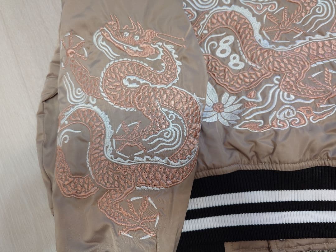 完売品 新品未開封 G-DRAGON Übermensch スカジャン Sサイズ