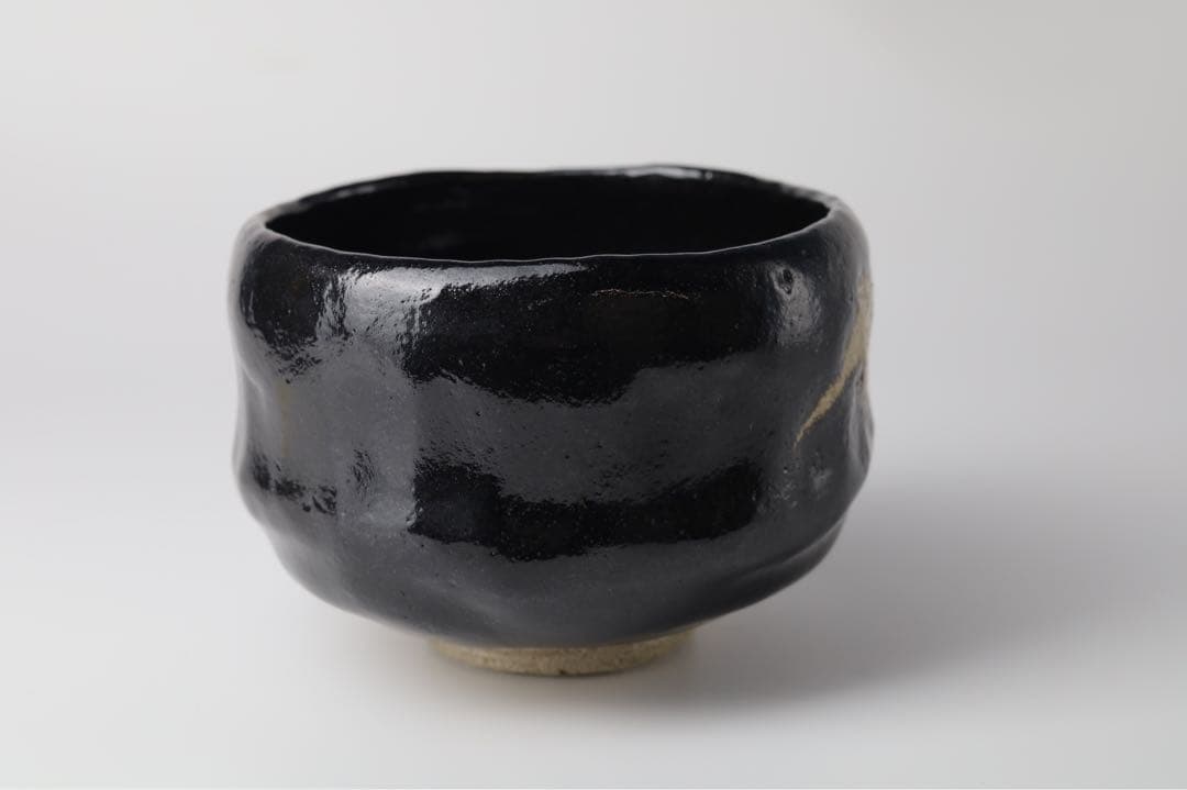 SMILE.TH 様　黒樂　数印　外富士　茶碗