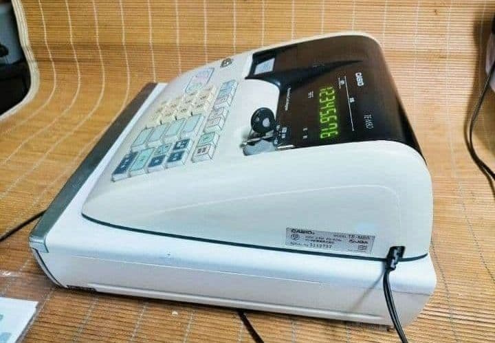 カシオレジスター　TE-M80　中古品　人気機種感熱紙　送料無料　001777