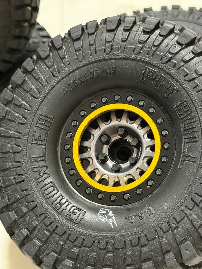 1/10 PitBull Growler 1.9 クローラー Vanquish