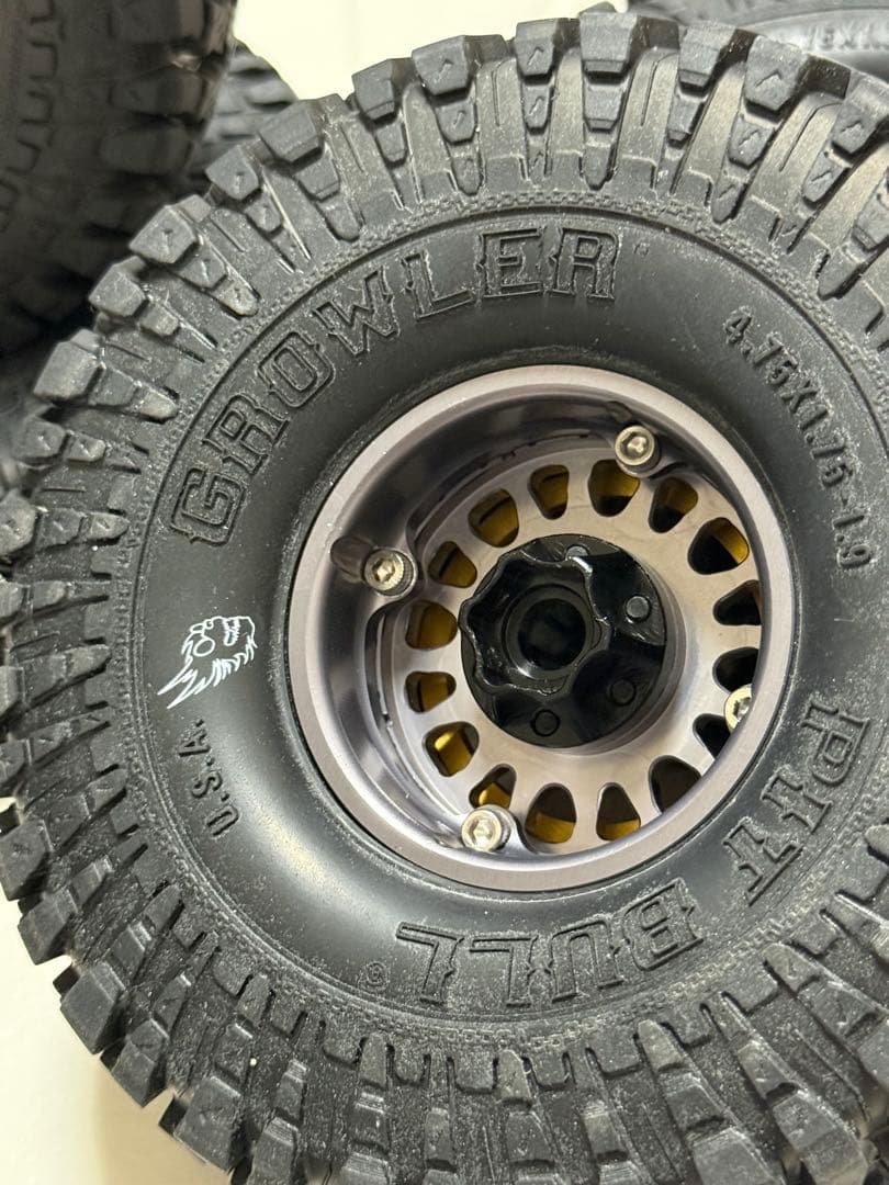 1/10 PitBull Growler 1.9 クローラー Vanquish