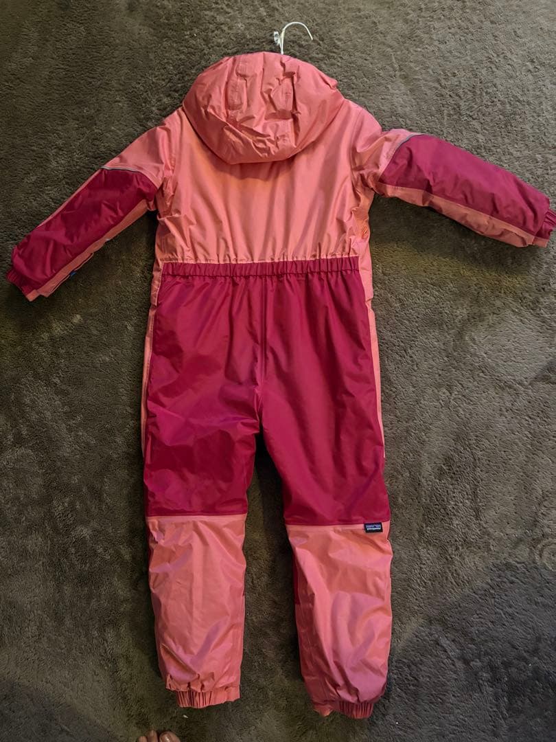 Patagonia 子供用スキーウェア ピンク