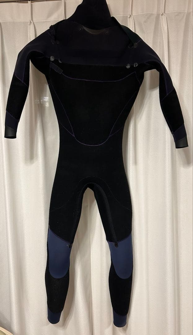 Y*y様 BREAKER OUT フルスーツ　セミドライ　MLサイズ