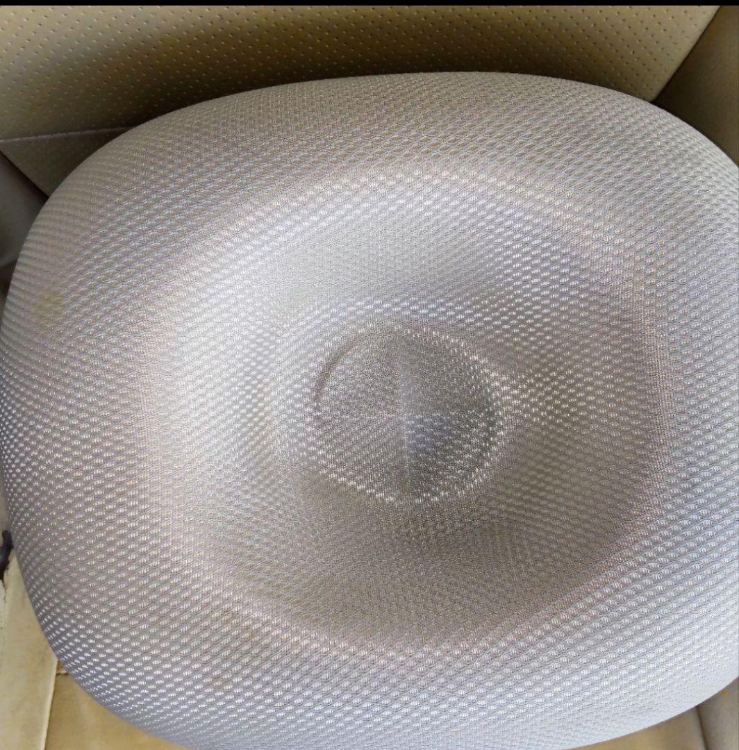 a  POC ヘルメットケース