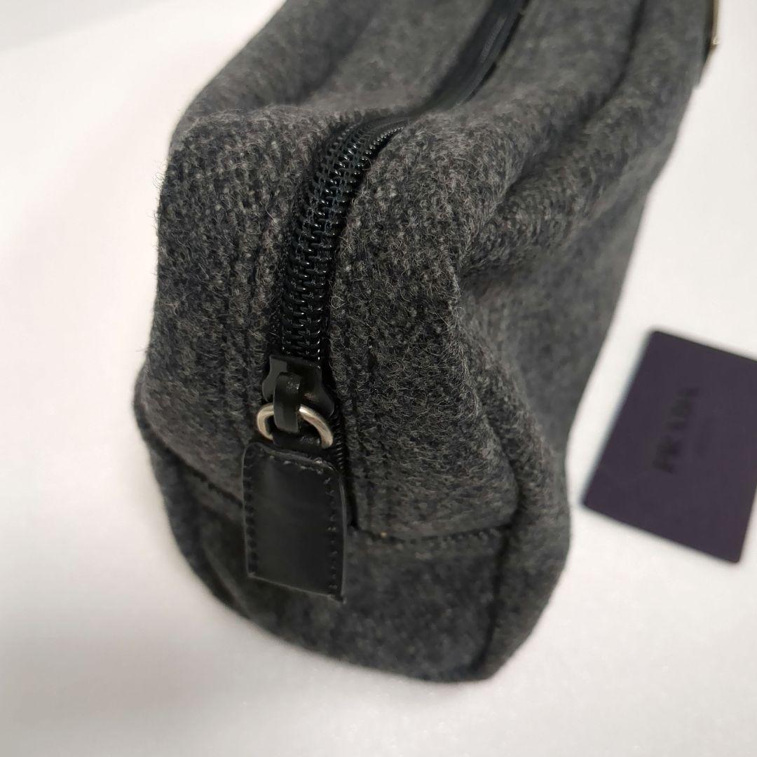 プラダ　ポーチ付　携帯スリッパ