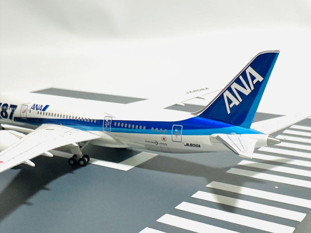 ANA 1/400 Boeing 787-8 全日空商事 NH40068