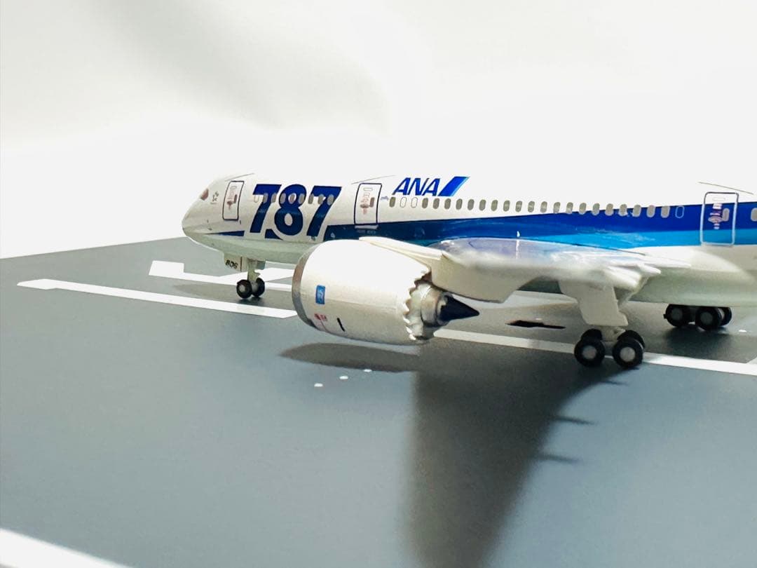 ANA 1/400 Boeing 787-8 全日空商事 NH40068