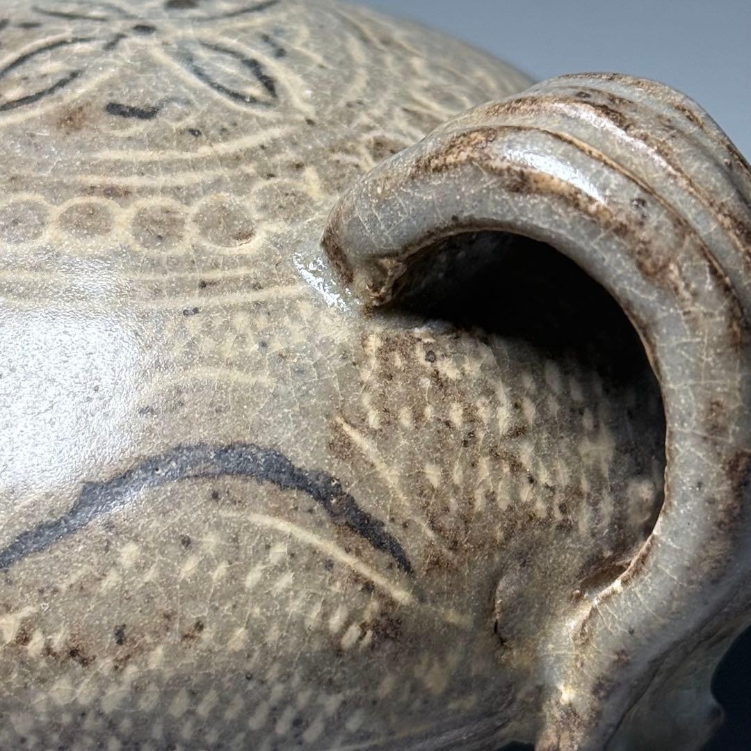 李朝　粉青沙器水滴　象嵌　印花　灰釉薬　朝鮮美術　珍品　古美術　李朝コレクター