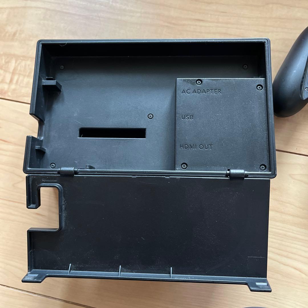 Nintendo Switch 本体　旧型　ジョイコンなし