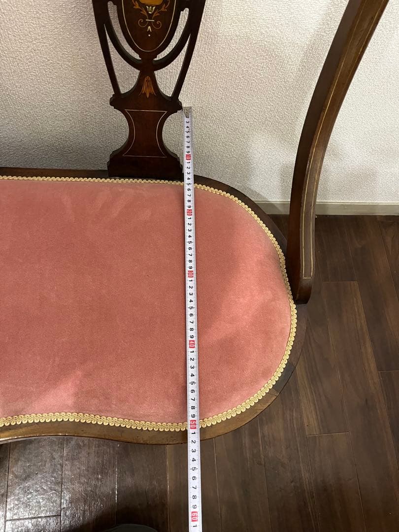 【もっちゃん】 西洋スタイルの装飾ベンチ