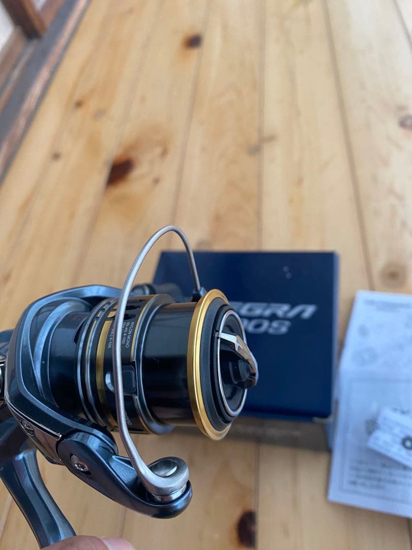 SHIMANO ULTEGRA C2000S リール