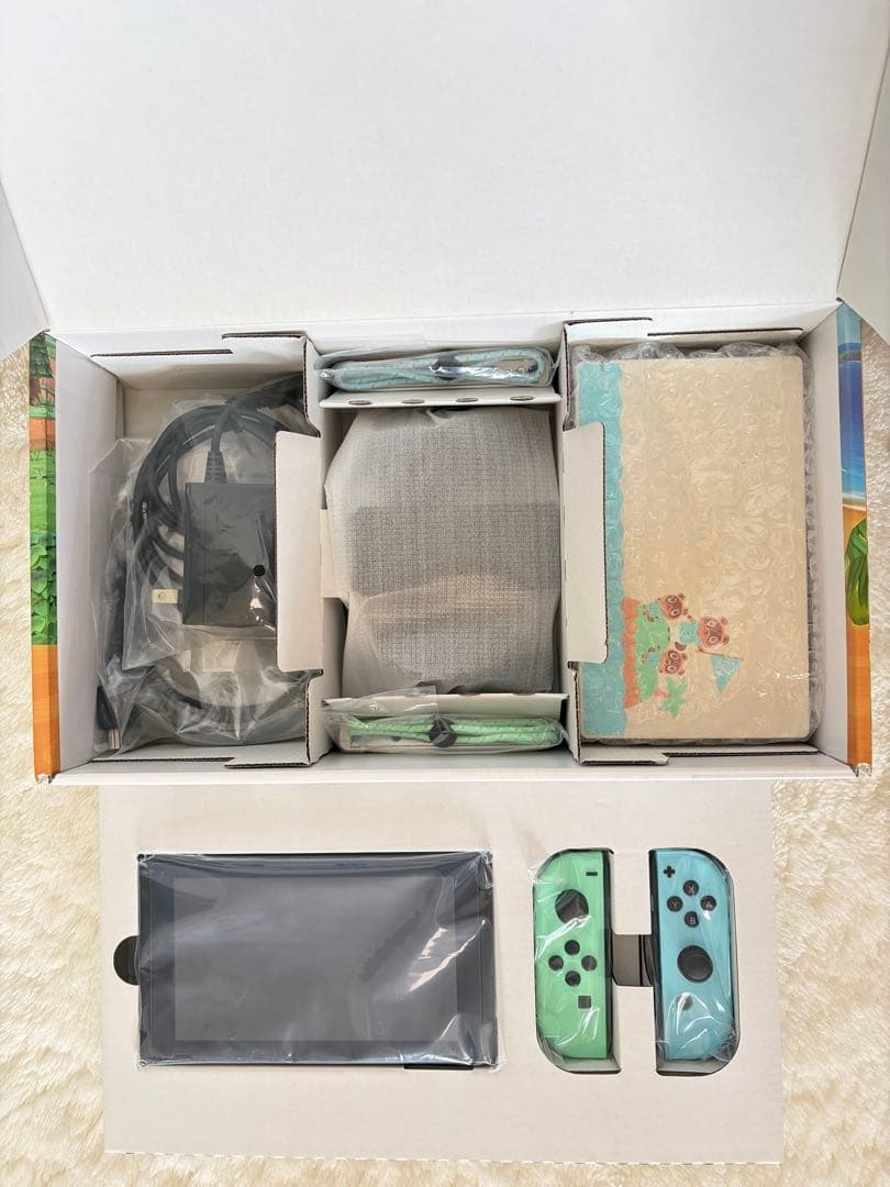 Nintendo Switch本体★あつまれ どうぶつの森★デザイン限定モデル