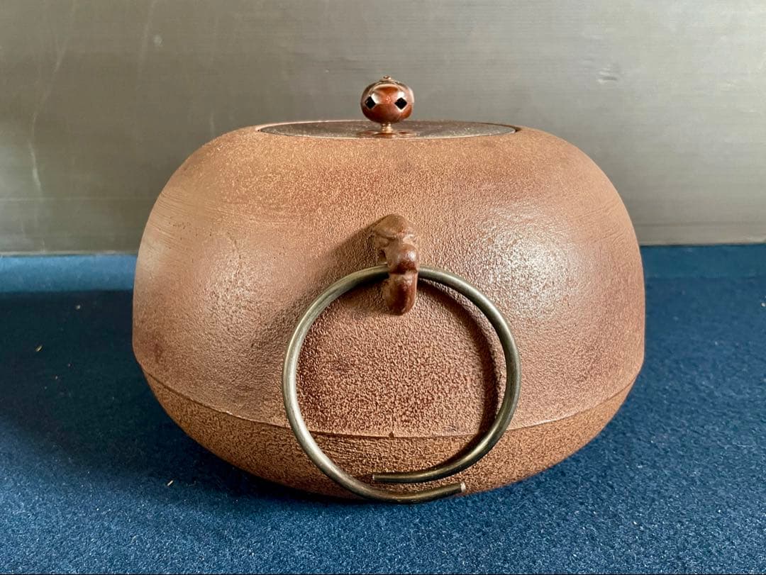 割引❗️【未使用 美品】「母」 刷毛目地紋 姥口 平丸釜 浄清 釜鐶（1014D）