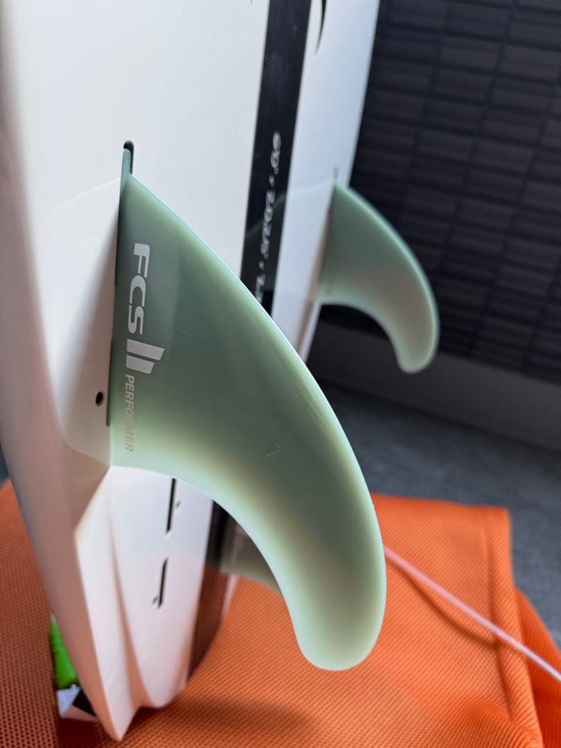 【中古】PLACEBO MAYHEM TABLET2 6’.0” サーフボード