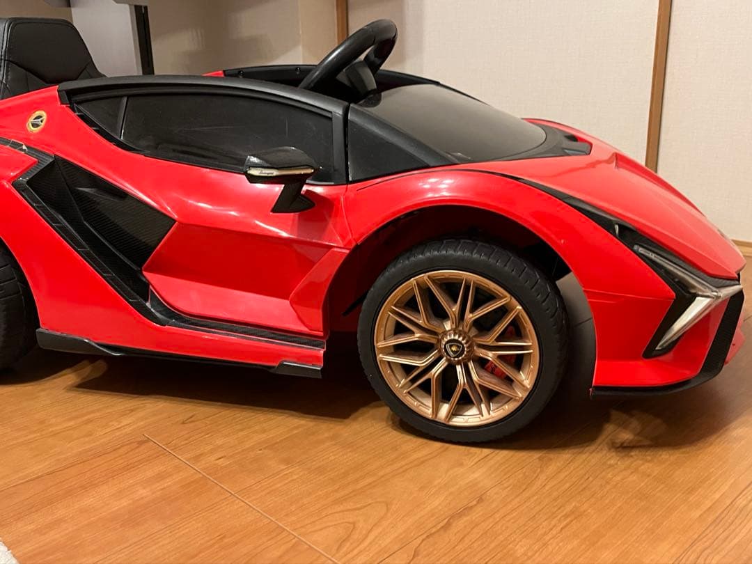 yuki  乗用ラジコンランボルギーニ Sian レッド ゴールドホイール