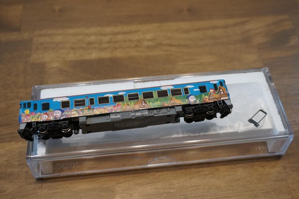 TOMIX キハ40　2135 氷見線・城端線　ハットリくんラッピング塗装　M車