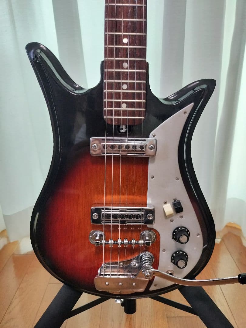 あ*う様 Teisco　SM-2L テスコ　ビザールギター1960年代　チュリッ
