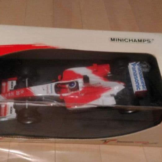 トヨタ　レーシングカー　模型