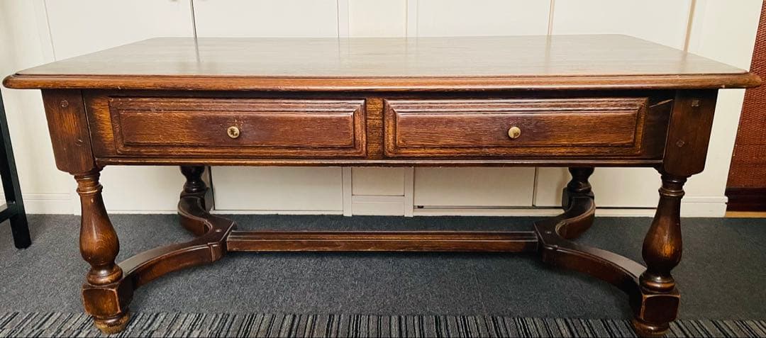 期間限定お値下げ中❣️ヨーロッパアンティークテーブル