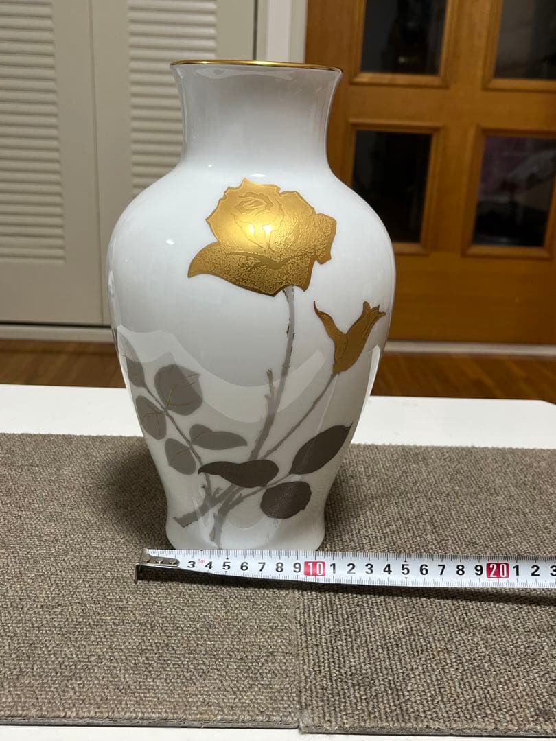 大倉陶園 OKURA 花器 花瓶 フラワーベース 金蝕バラ