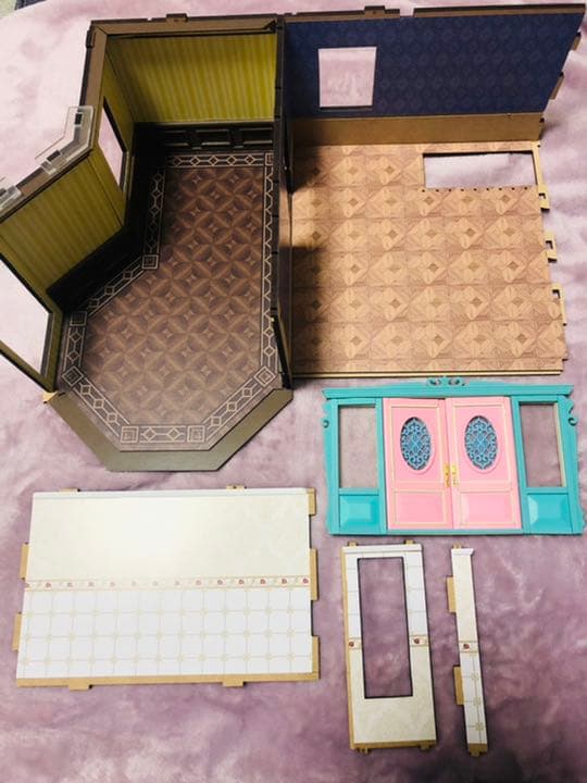 ディズニー ドールハウス