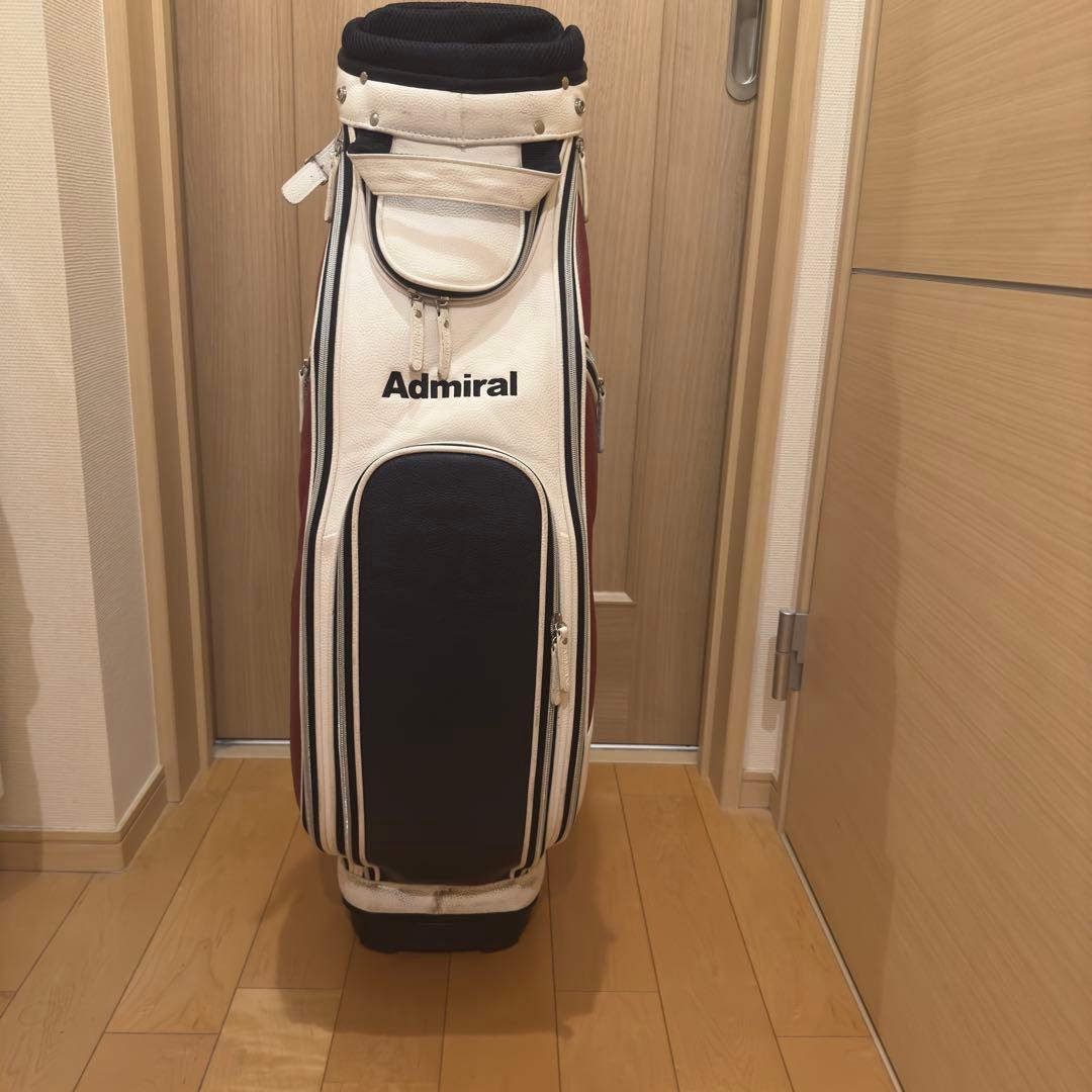美品Admiral ゴルフ　キャリバッグ　ホワイト　カバーあり合皮