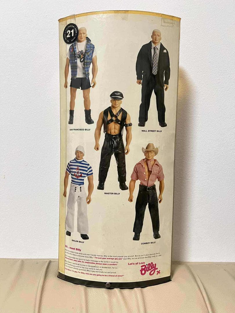 Billy人形 赤いチェック柄