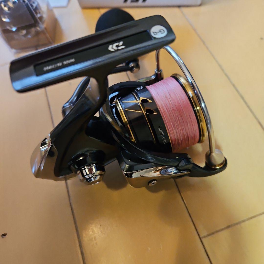 Daiwa 22CALDIA SW 4000-CXH スピニングリール