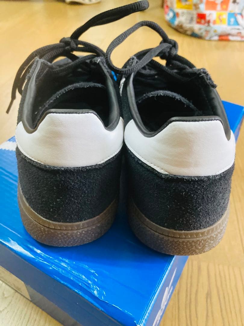 adidas　アディダス　HANDBALL SPEZIAL DB3021