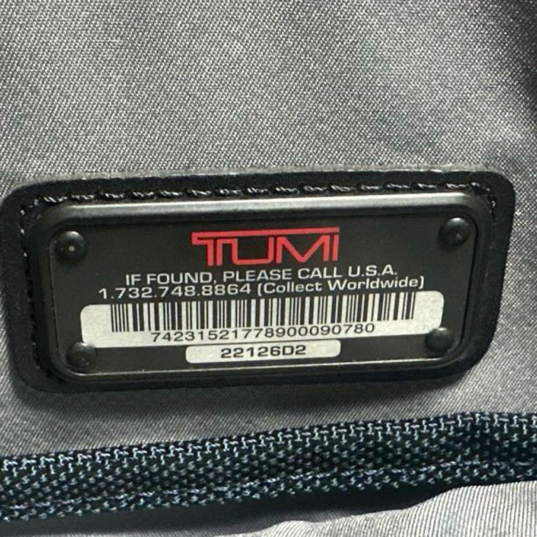 TUMIのゴルフ用のバック