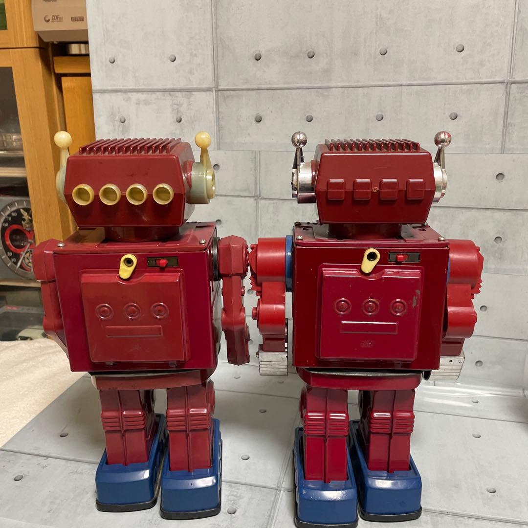 堀川玩具ジャンボ火星大王（初期型）と（後期型）箱無し日本製（可動保証不可）の2台
