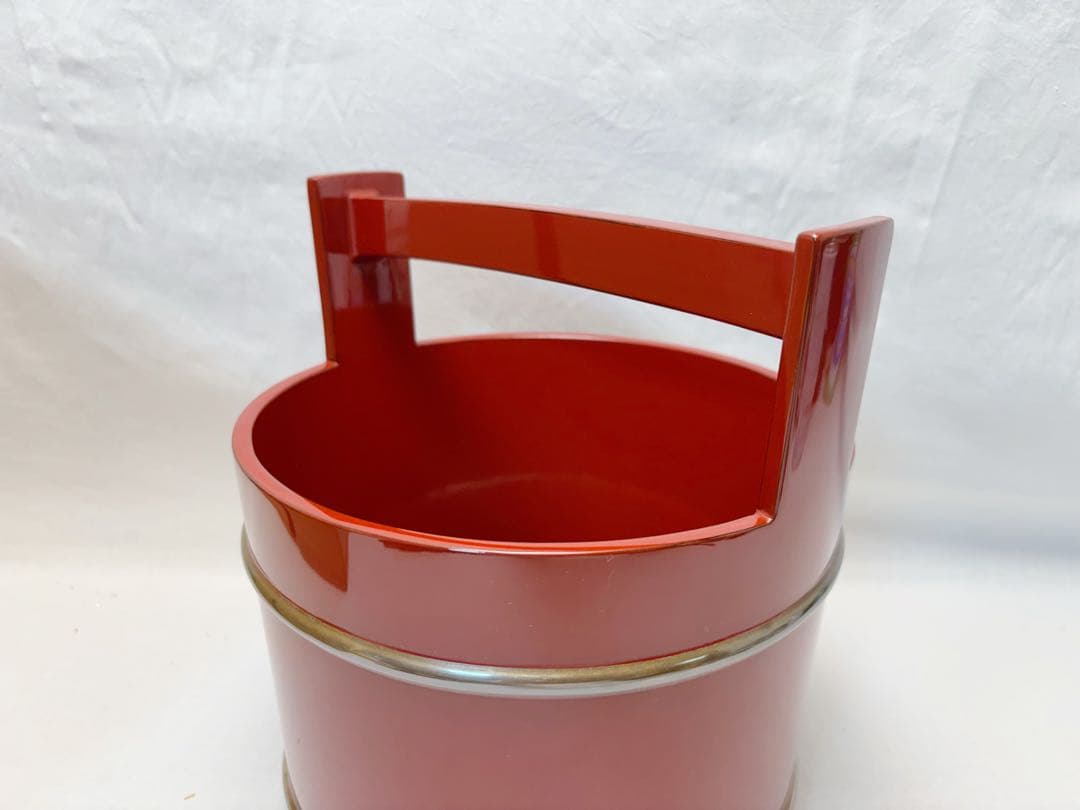 ほぼ未使用 茶道具 蔵？作 木製朱塗 手桶 銀箍 作家物 茶器 水差し 共箱