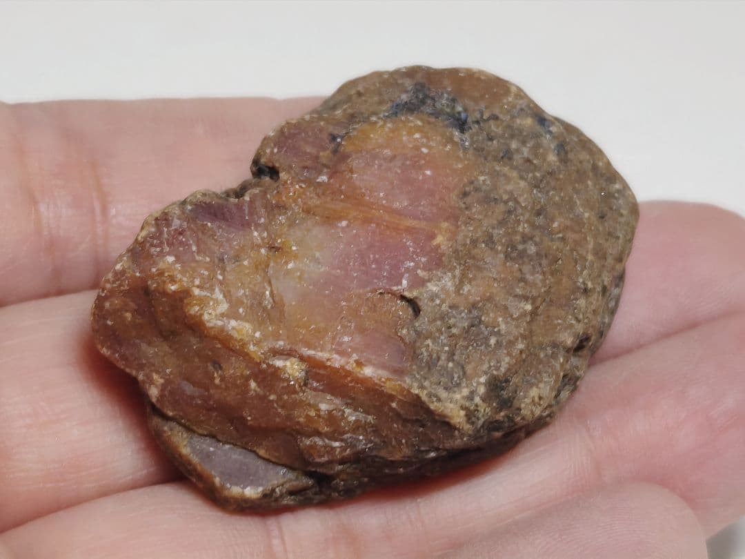 コランダム 53g 鋼玉 ルビー 原石 鑑賞石 自然石 誕生石 鉱物 鉱石 宝石