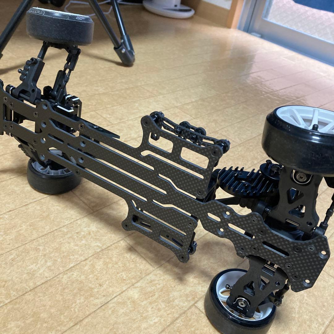 ヨコモシャーシ　未使用品