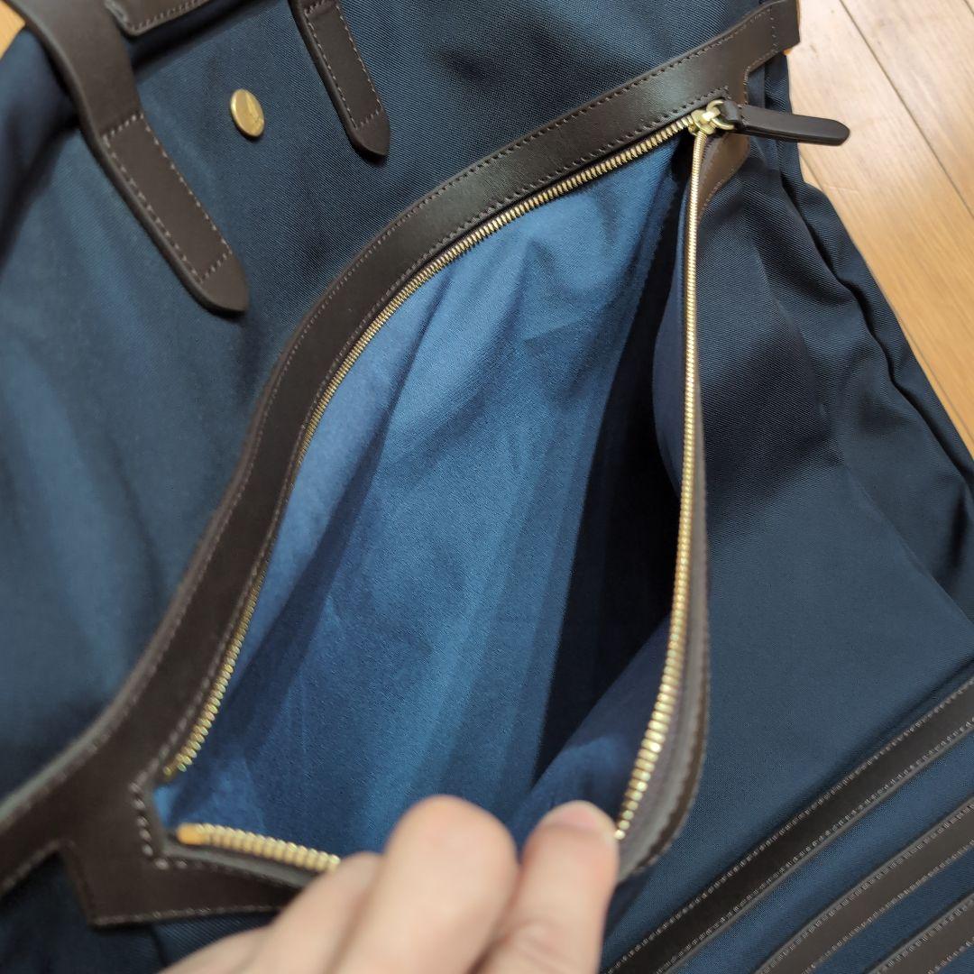 MISMO ミスモ ナイロンガーメントバッグ