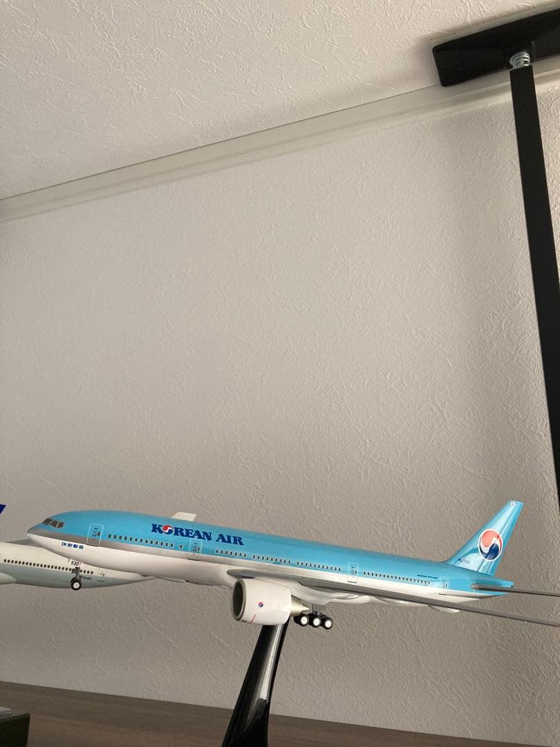 1/200 Korean Air B777-200航空機モデル (ヘルパ製)