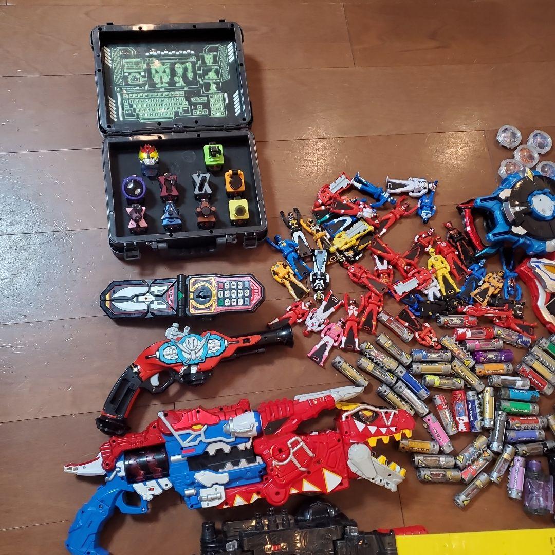 仮面ライダー 　ウルトラマン　おもちゃ　セット