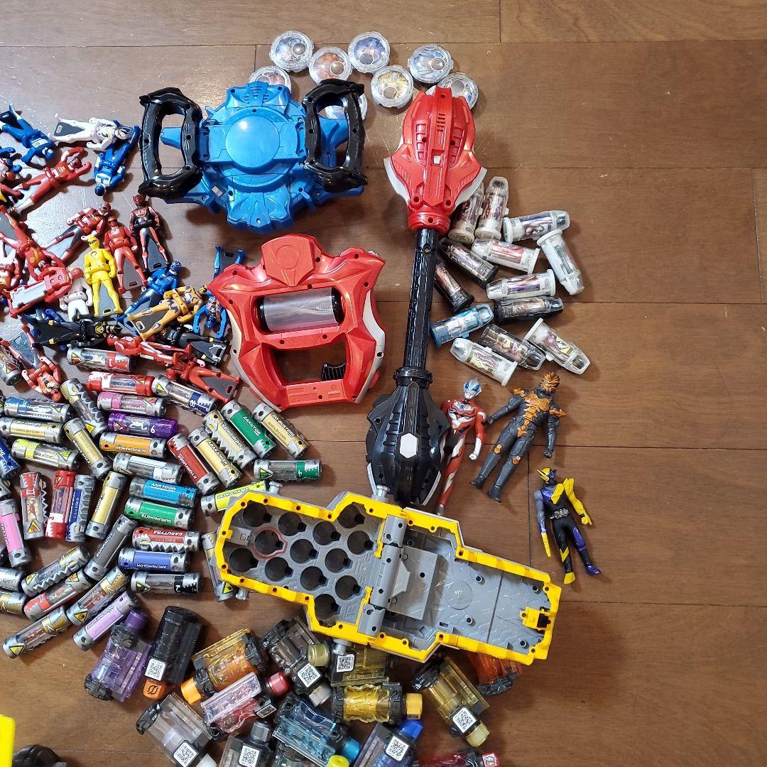 仮面ライダー 　ウルトラマン　おもちゃ　セット