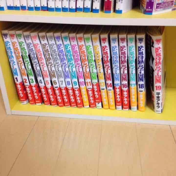漫画売ります DVDも！
