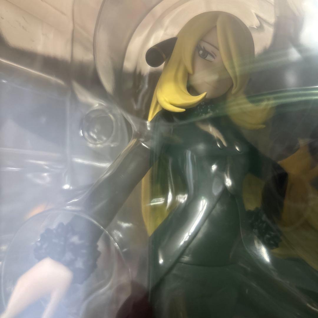 シロナ withガブリアス 1/8スケールフィギュア　コトブキヤ