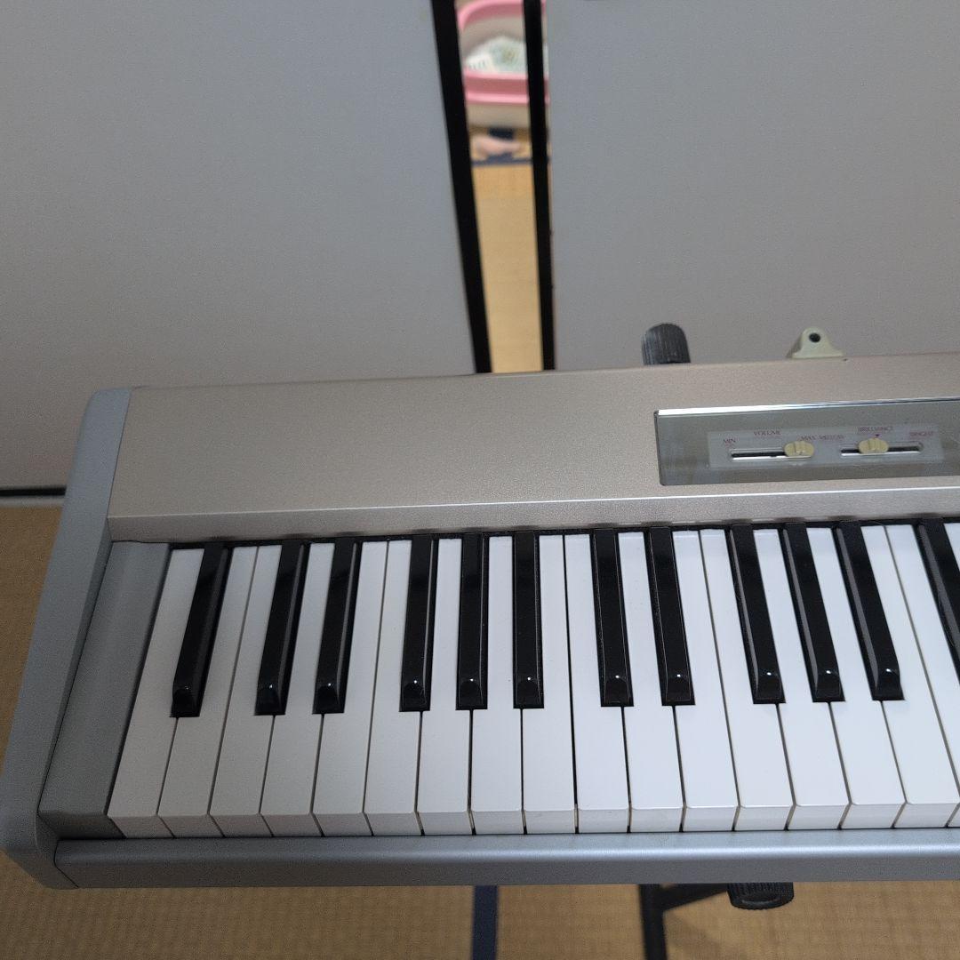 送料無料　電子ピアノ　COLUMBIA EP-C30G