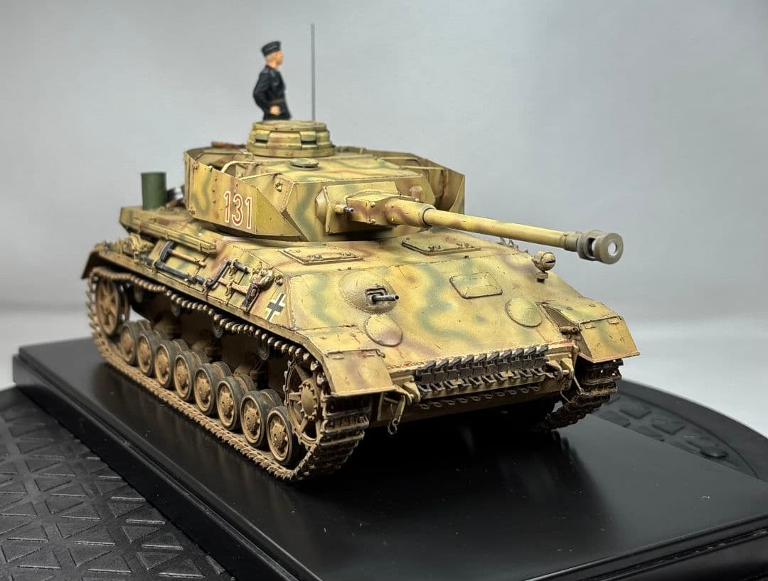 【完成品】アミュージングホビー 1/35 Ⅳ号戦車 クルップ計画型