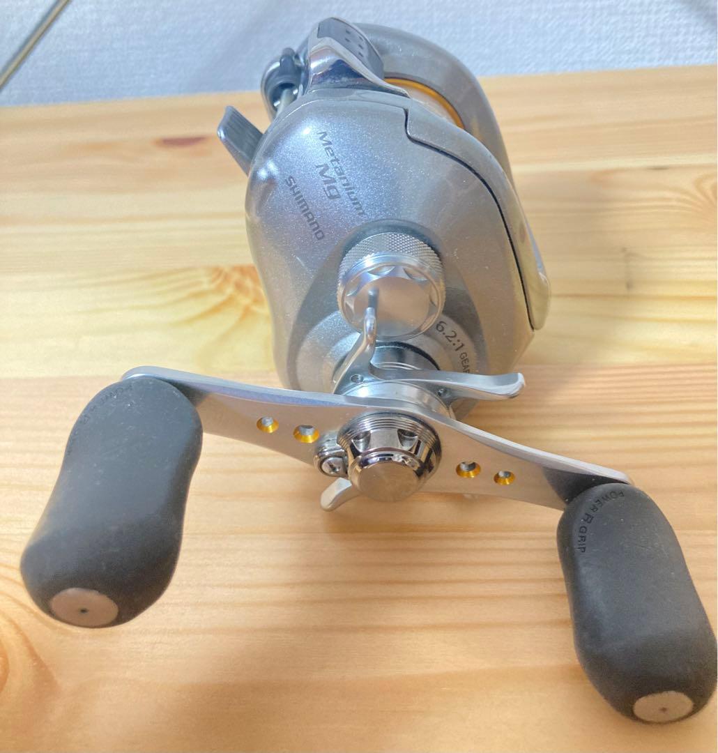 ☆良品 シマノ 07 メタニウム Mg 右ハンドル SHIMANO ベイトリール