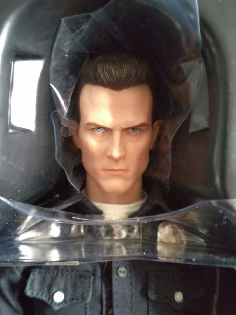 その他 Hottoys T-1000 1/6