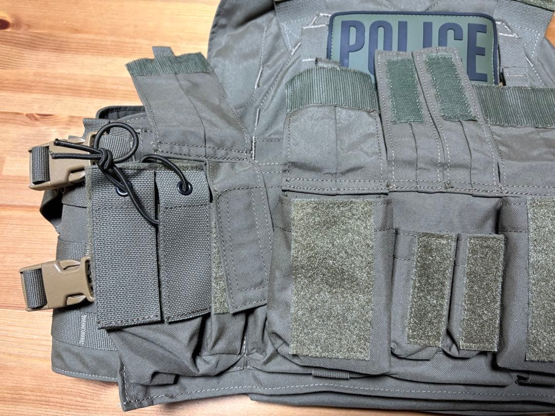 実物 MAYFLOWER メイフラワー プレートキャリア LPAACサバゲーRG