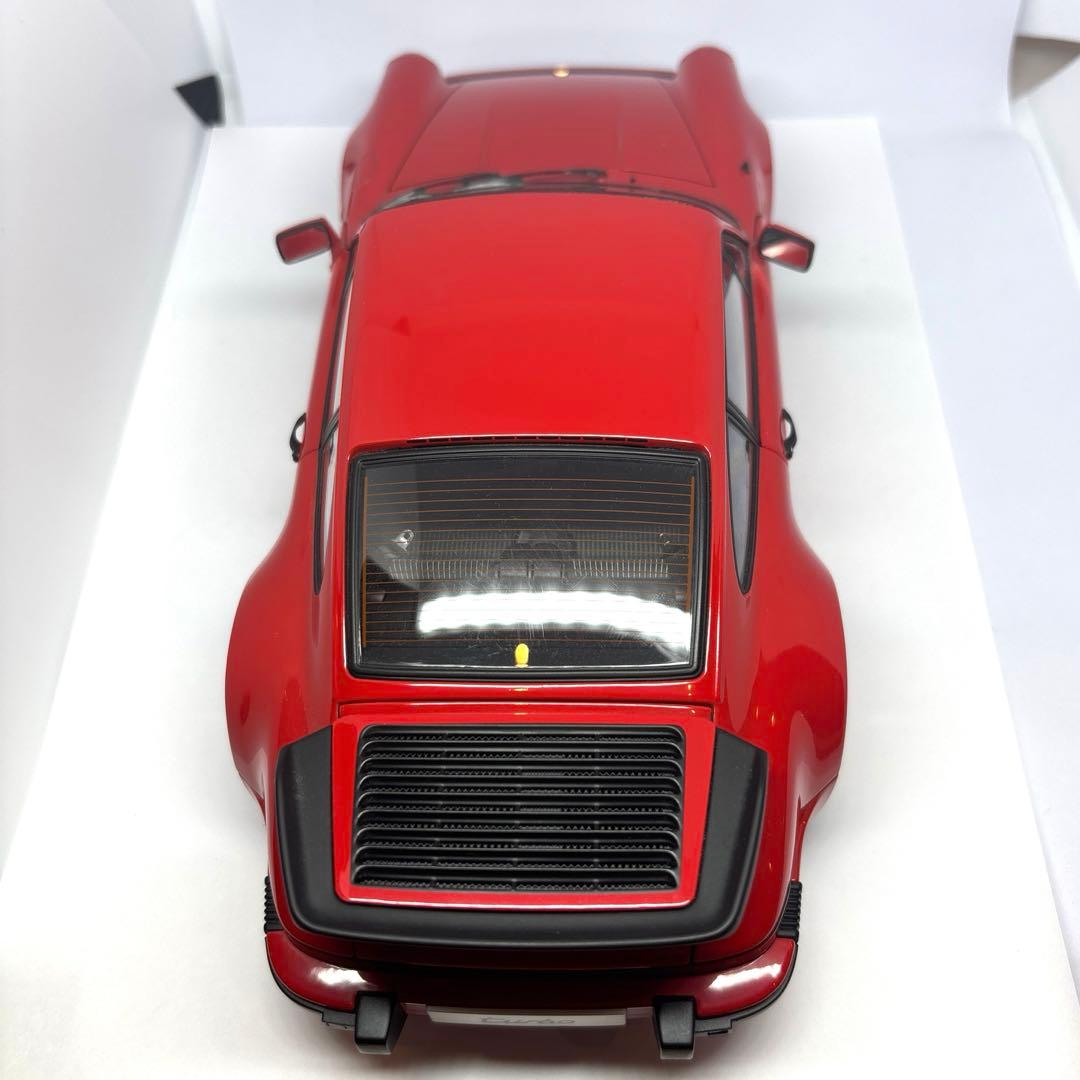 オートアート　ポルシェ911ターボ　930 AUTOart 1/18