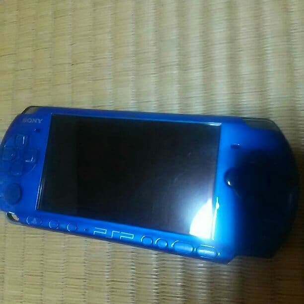 PSP&グラセフオート充電器付属