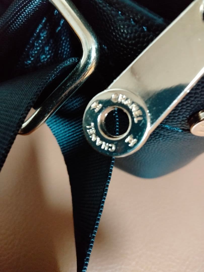 シャネル キルティング リュック バックパック ブラック　ノベルティー