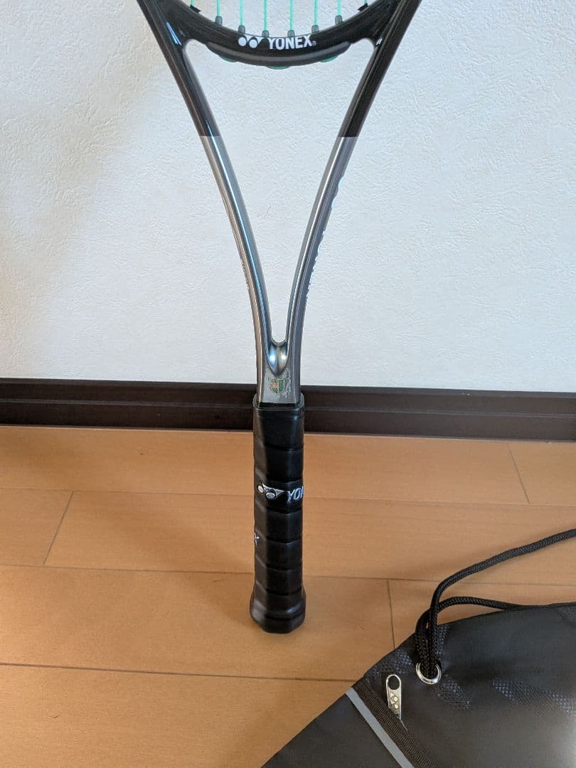 YONEX ナノフォース8V　レブ　REV　一回のみ使用